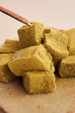 画像をギャラリービューアに読み込む, <木箱>本造りわらび餅 きな粉 と抹茶セット