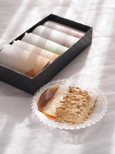 画像をギャラリービューアに読み込む, お歳暮ギフト人気NO1【GINZA芭蕉堂】 157年の歴史と職人技。湯煎5分で、とろける【炊き立て】の感動を!<銅釜直火炊き> 本造り笑来美餅(わらび餅)5個ギフト